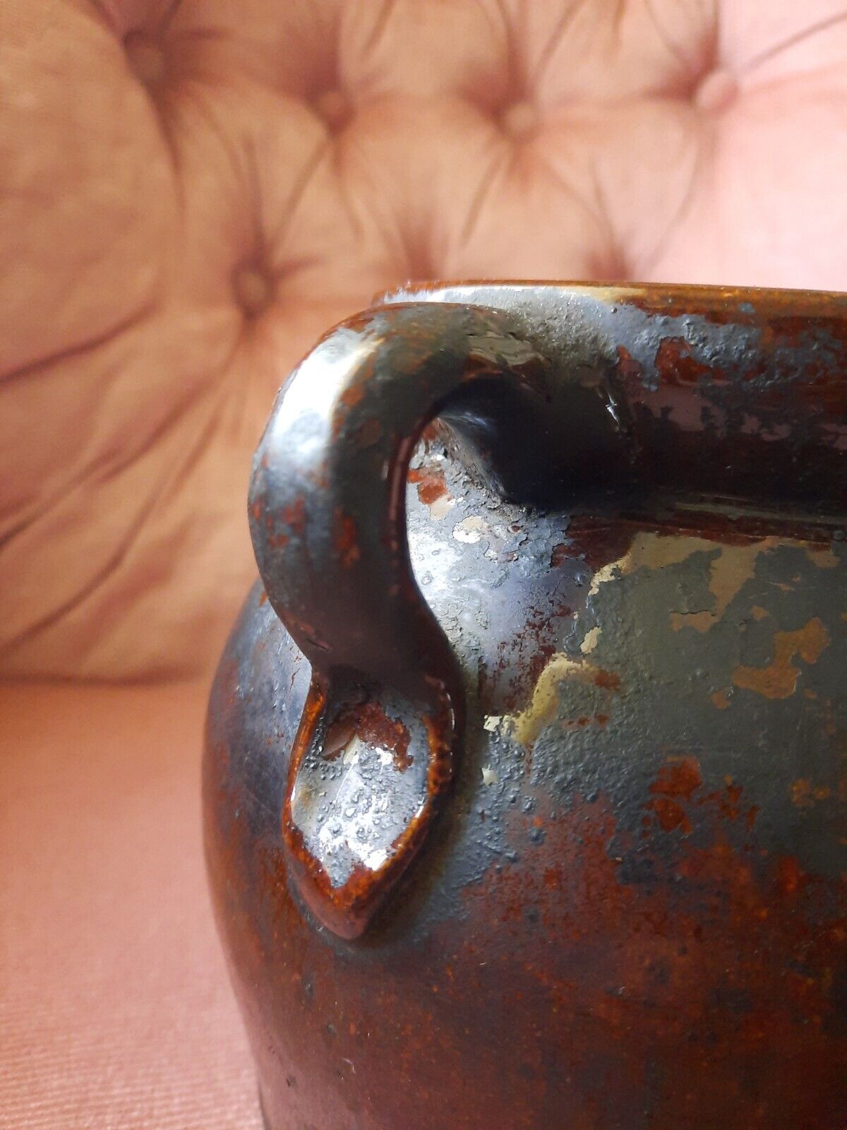 Antique 1800s  2 Quart Stoneware Bean Pot. One Handle. No Lid