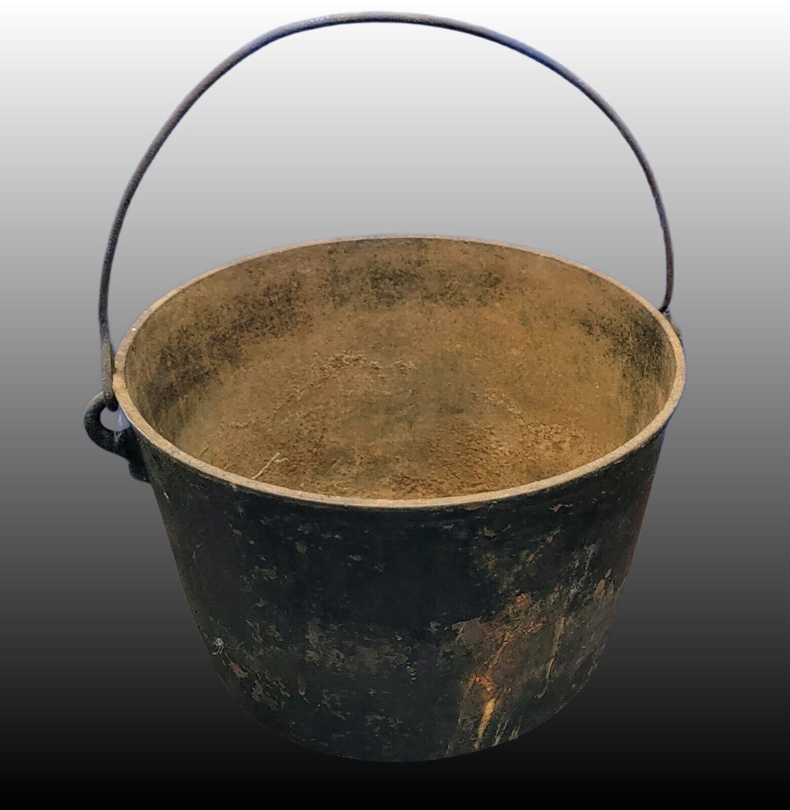 1800's 3-Leg Cast Iron Kettle Bean Pot (7KE)