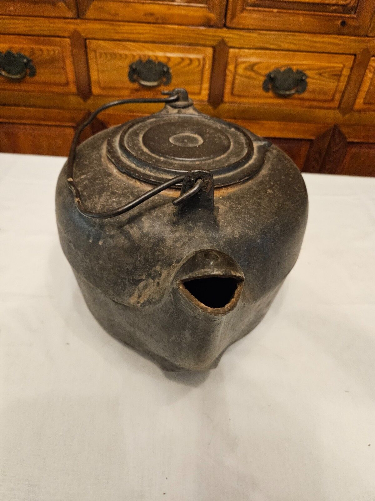 Antique 1800's Large Cast Iron Tea Kettle 10+lb. Bail Handle 13" X 9 1/2"