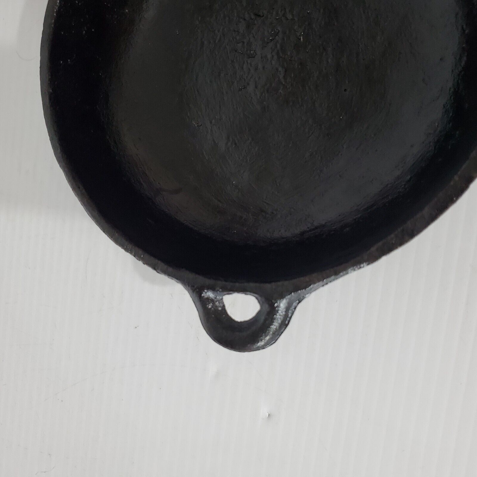 Antique Cast Iron 7 Inch Dual Handle Frying Pan Baking Dish Unmarked 1800s