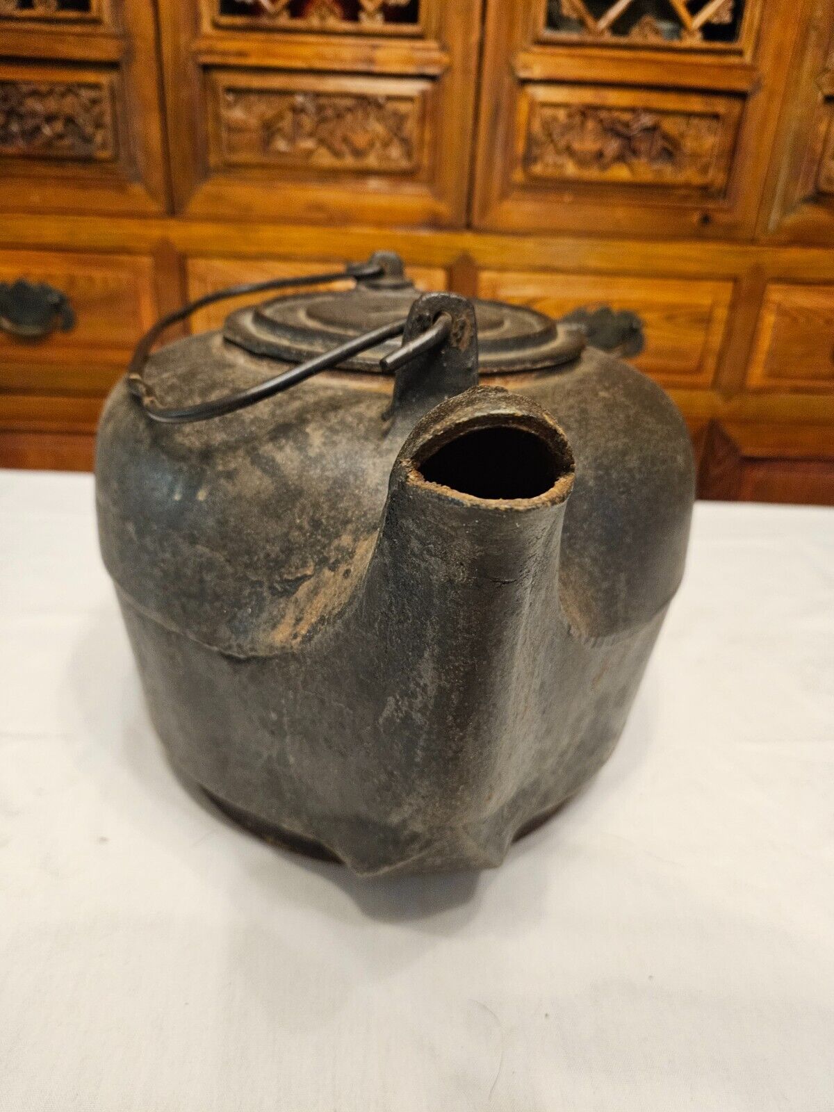 Antique 1800's Large Cast Iron Tea Kettle 10+lb. Bail Handle 13" X 9 1/2"