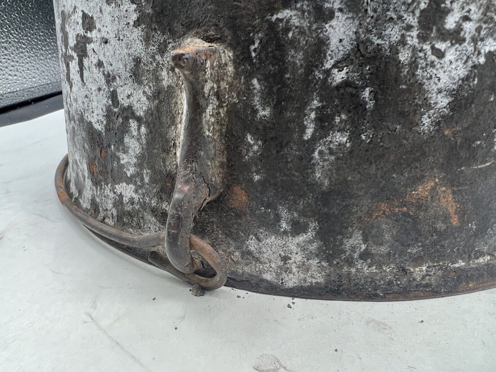 #8 Bean Pot 1800’s Cast Iron 3 Leg Cowboy Kettle Gatemark For Restoration 11X8.5