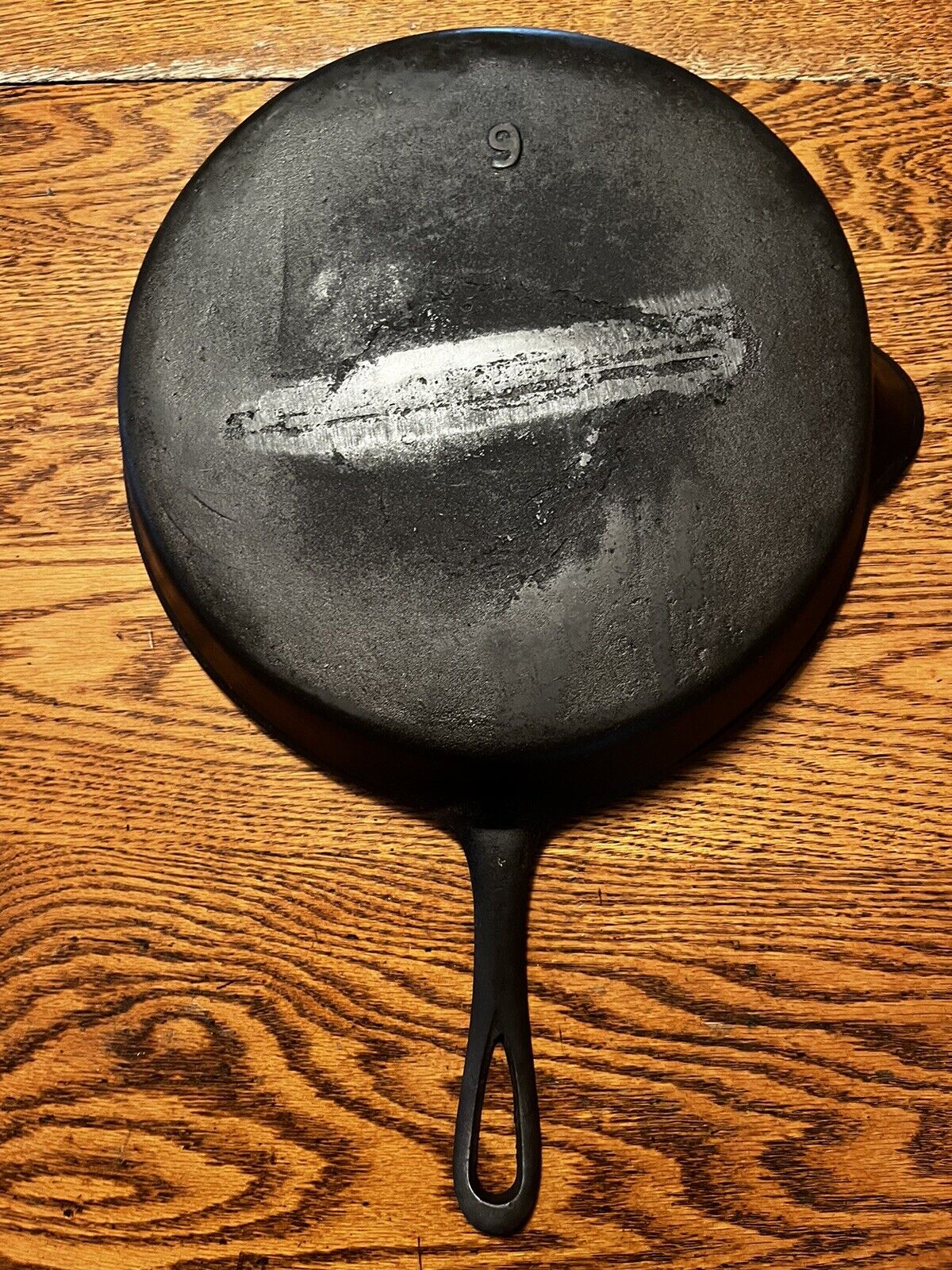 1800's Cast Iron No. 9 Skillet with Gate Mark & Plain Handle