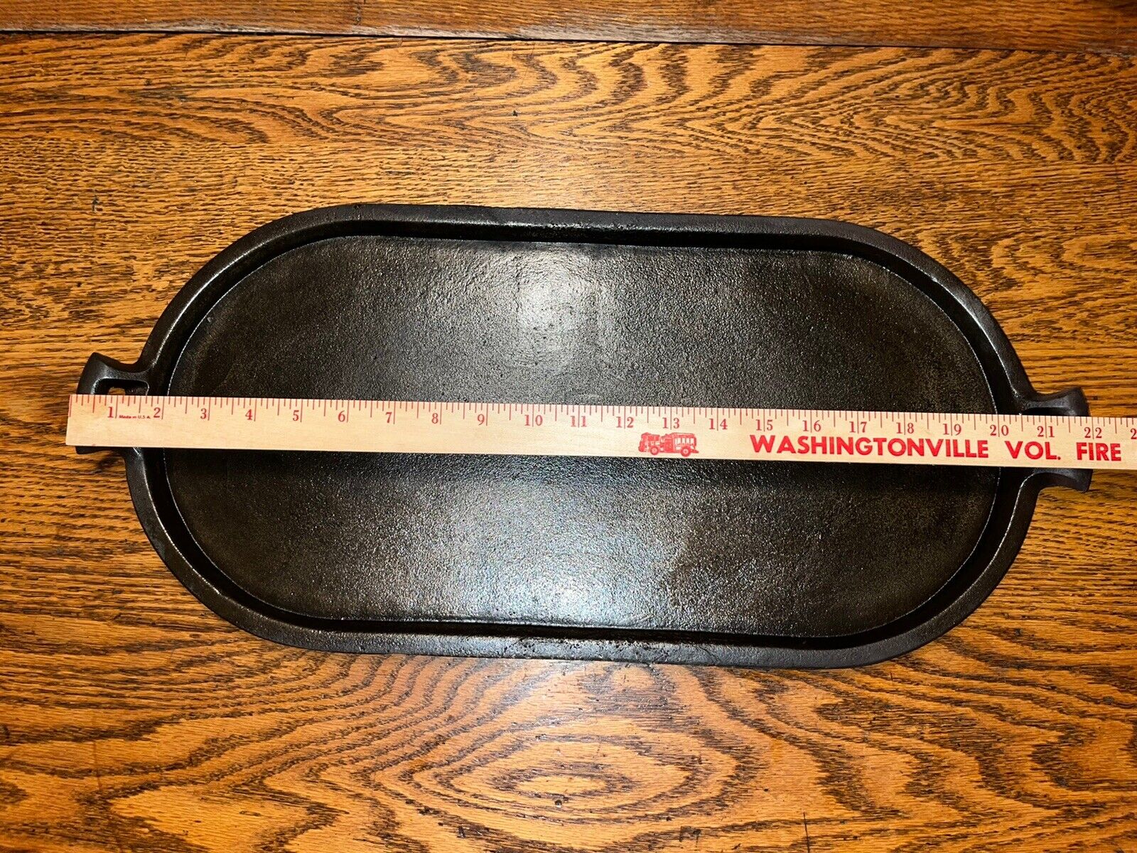ANTIQUE “VY” 1800's OVAL GATE MARK #8 CAST IRON CAMPING GRIDDLE  22”