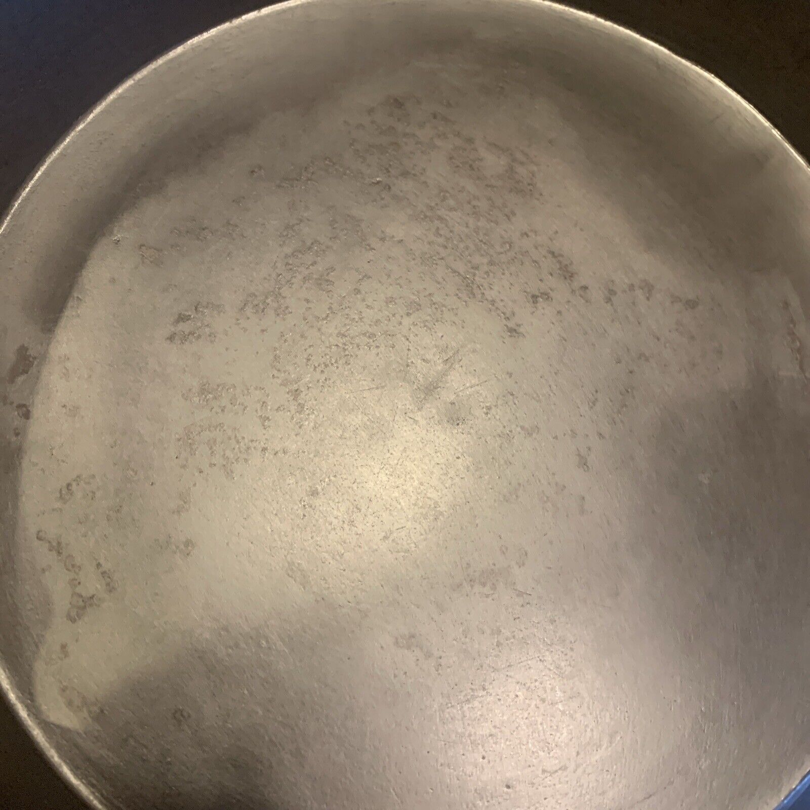 Antique 1800’s Cast Iron Skillet *Gatemarked *Heat Ring *Embossed #9 *Sets Level