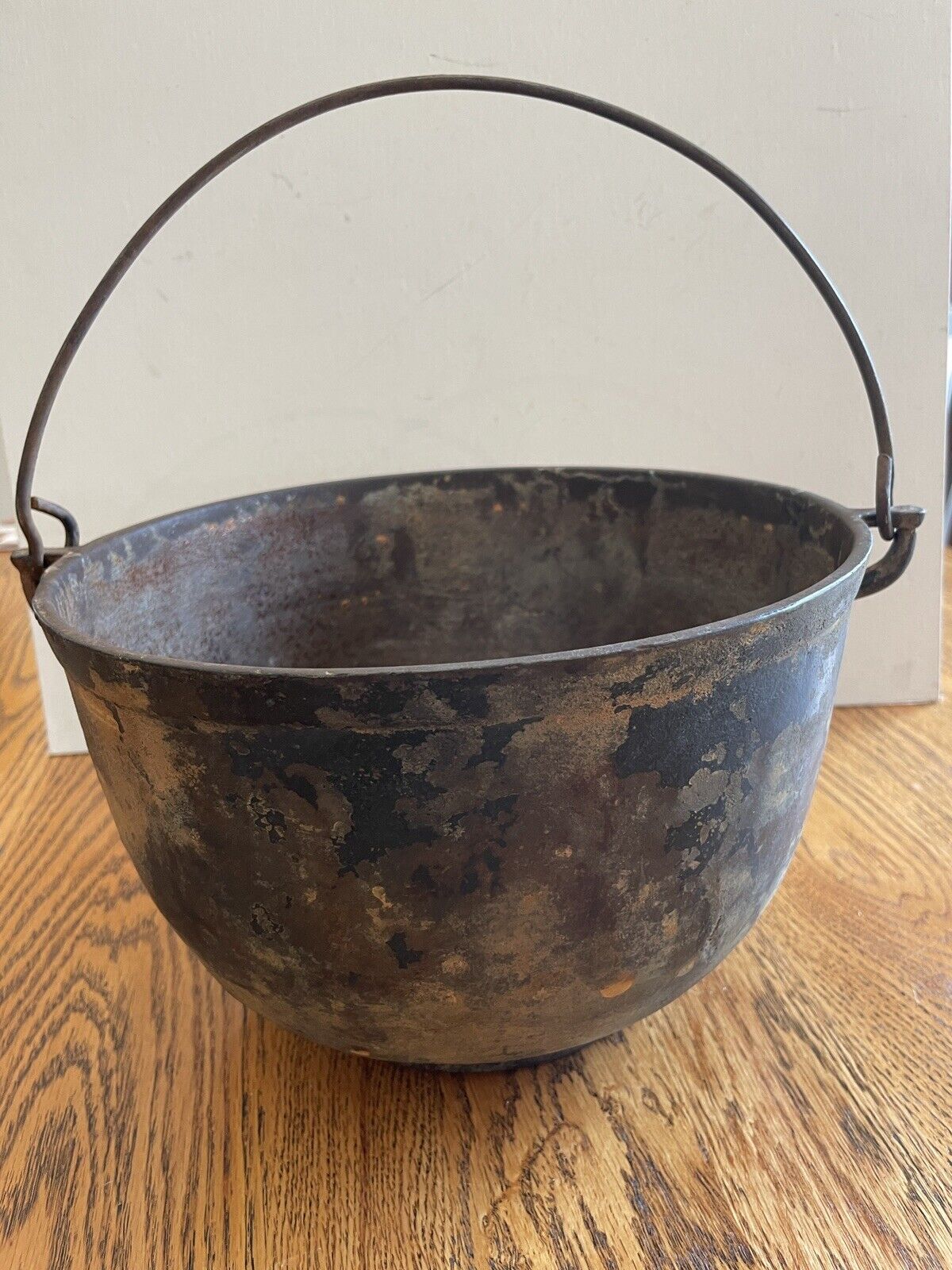 Cast Iron Cauldron Bean Pot Gate Mark w Heat Ring & Bale 10” Diam Mid 1800s OLD