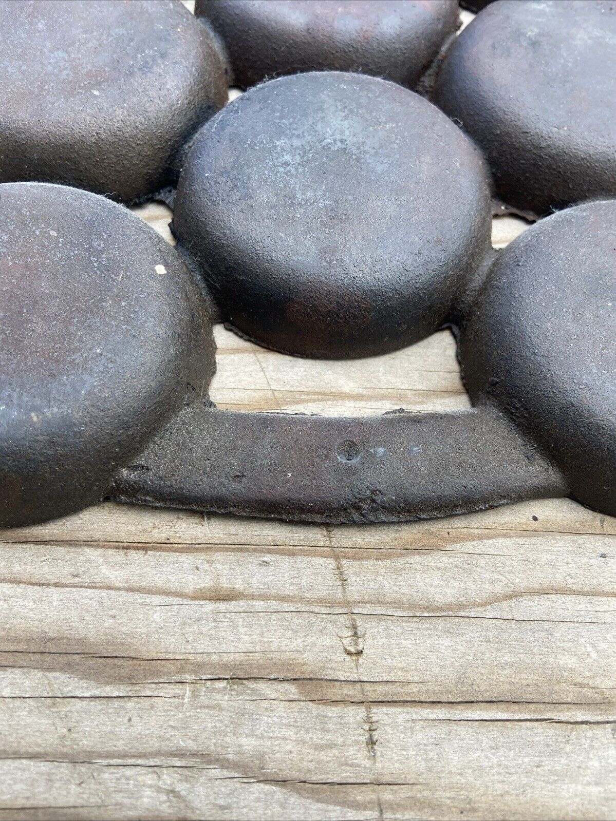 Patented 1800’s Cast Iron Muffin Gem Pan  11 Count Round Not Griswold