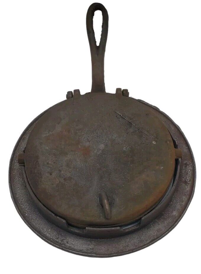 Rare Gate Mark Cast Iron Waffle Maker with Base Good Condition 1800's?