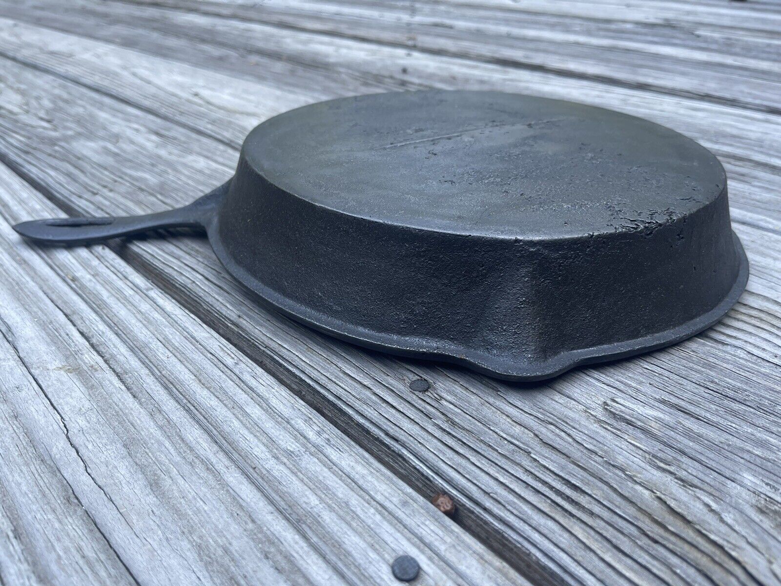 Antique 1800's Cast Iron 11 1/2" Skillet Gate Mark Point Handle 1 Spout Camping