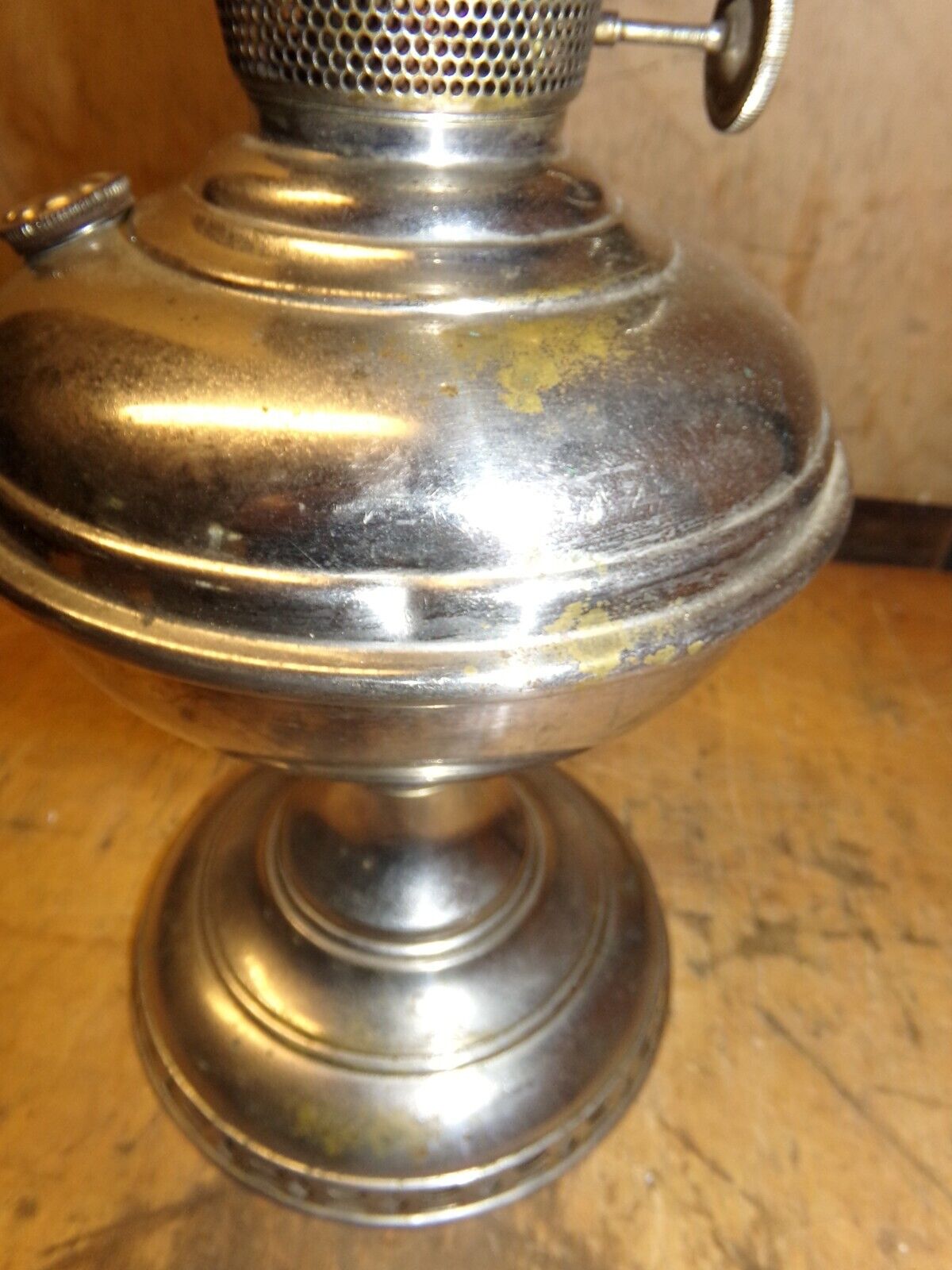 Antique 1915 Model 6 Nickel Aladdin Kerosene Oil Lamp
