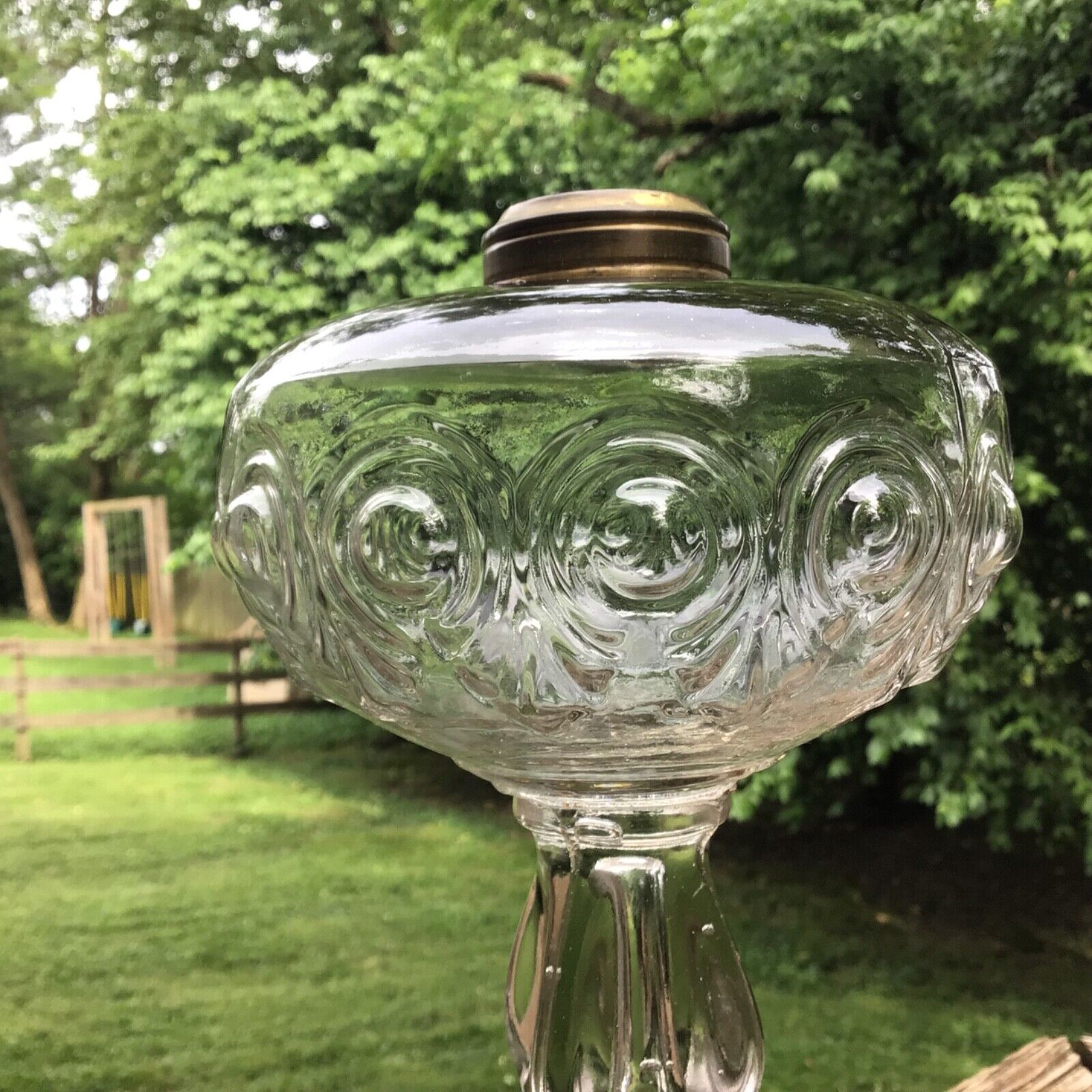 antique Bulleye Fine Detail pattern glass no. 2 stand oil lamp 9 3/4" tall EAPG