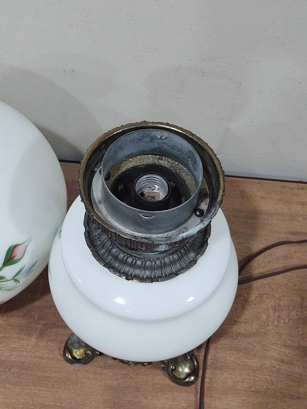 Victorian Parlor Lamp Hand Painted Pink Roses ~23"  Cast & Glass GWTW Hurricane