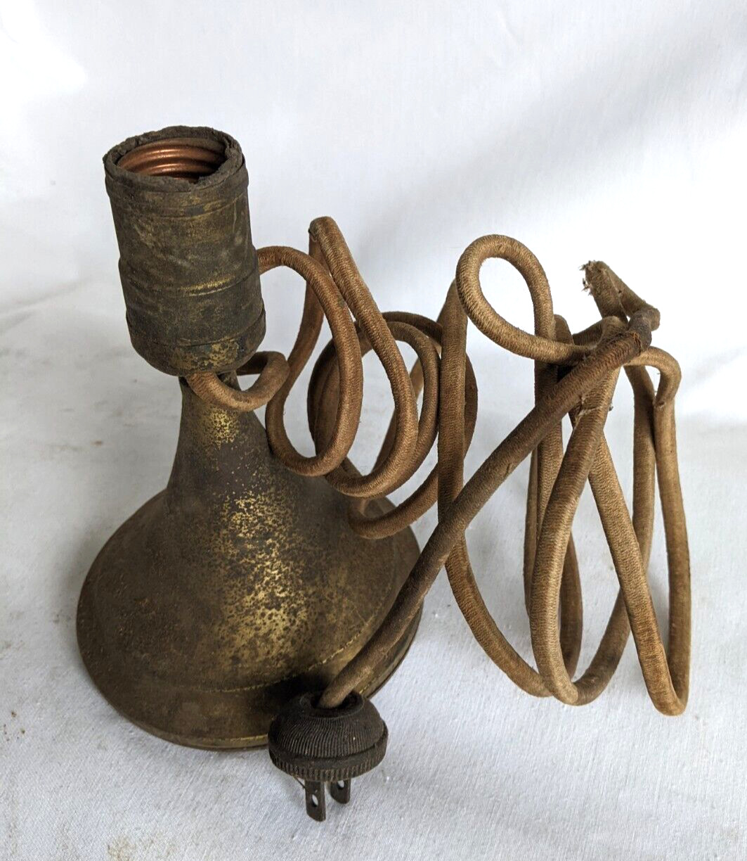 ANTIQUE EARLY 1900s BRASS LAMP LIGHT CORDED WALL MOUNT INDUSTRIAL DESK