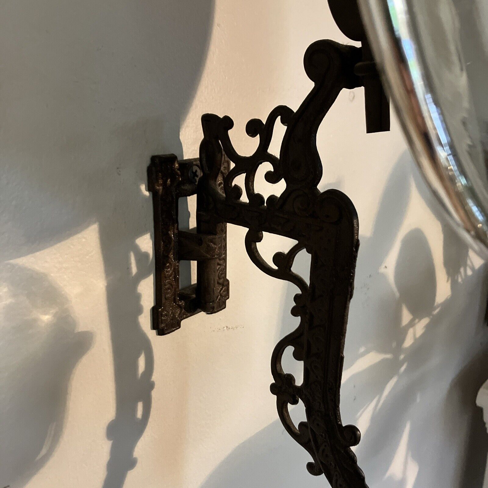 Antique Cast Iron Oil Lamp Swing Arm With Lamp