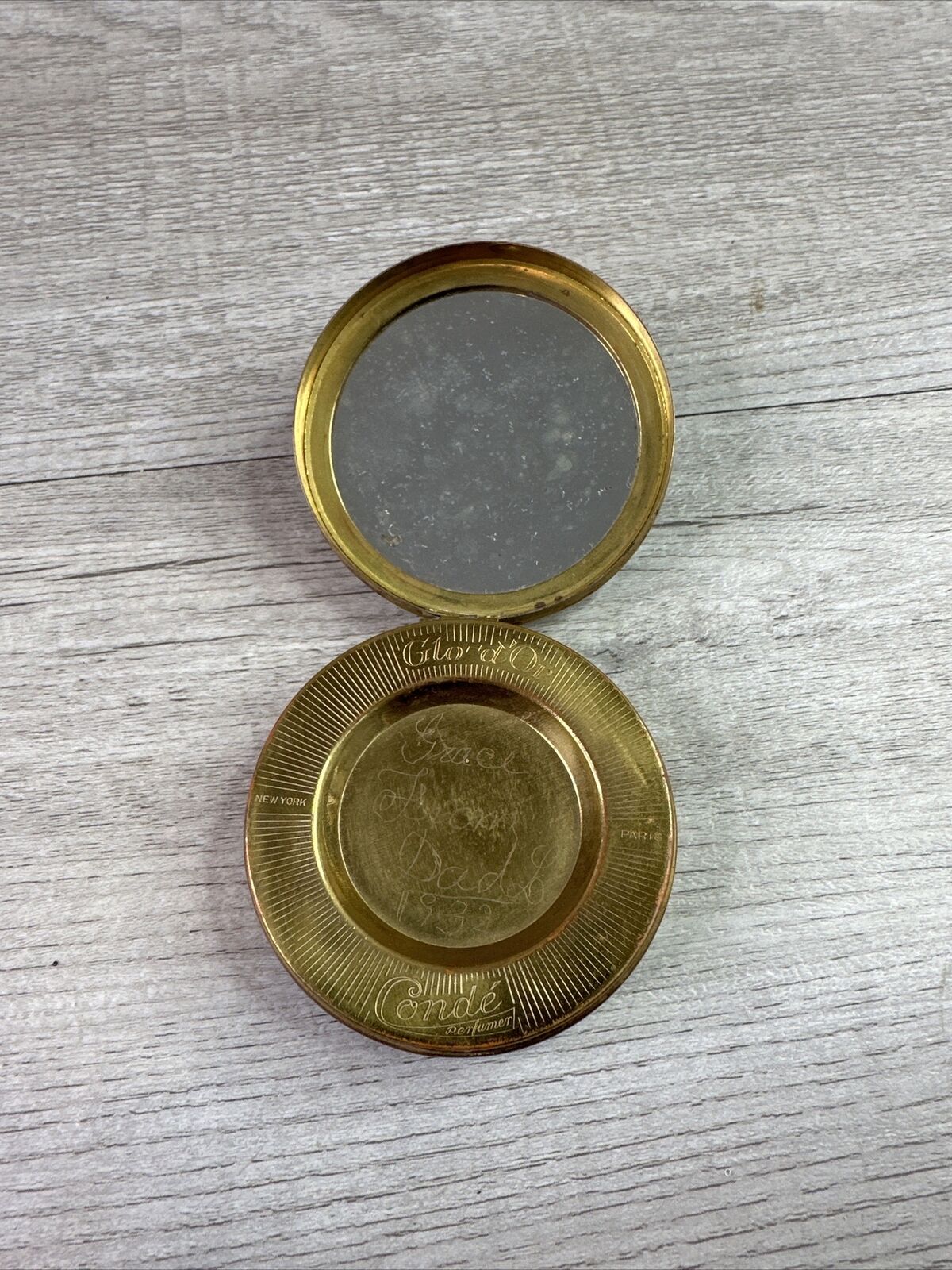 Early 1900's Compact Makeup GLO-D OR Conde Perfumer New York Paris w/Mirrors