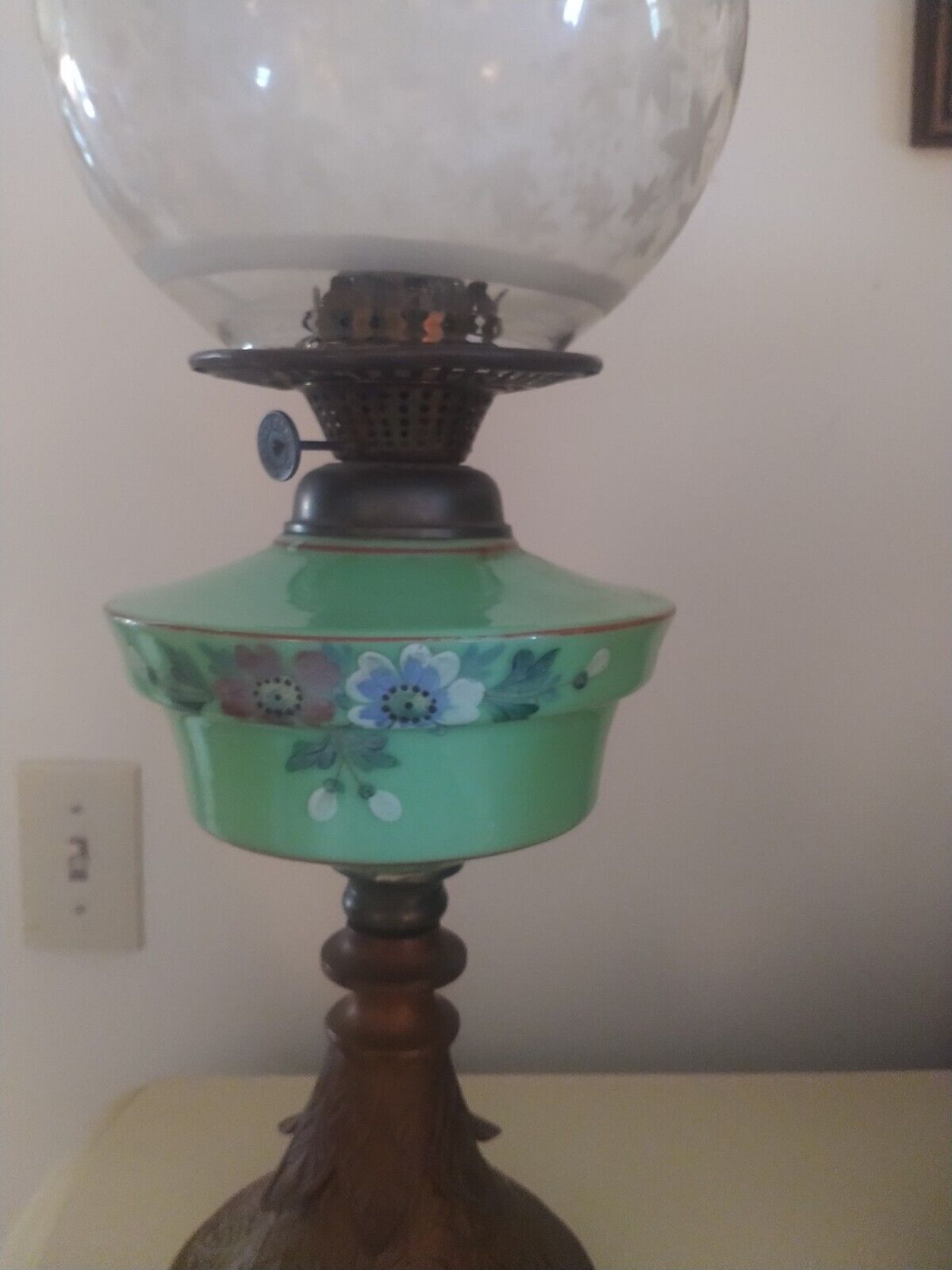 T. Rowatt & Sons antique oil lamp from 1800's