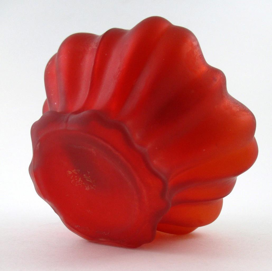 ARTICHOKE - antique RED Satin Glass MINIATURE Oil LAMP nutmeg burner - S1-III