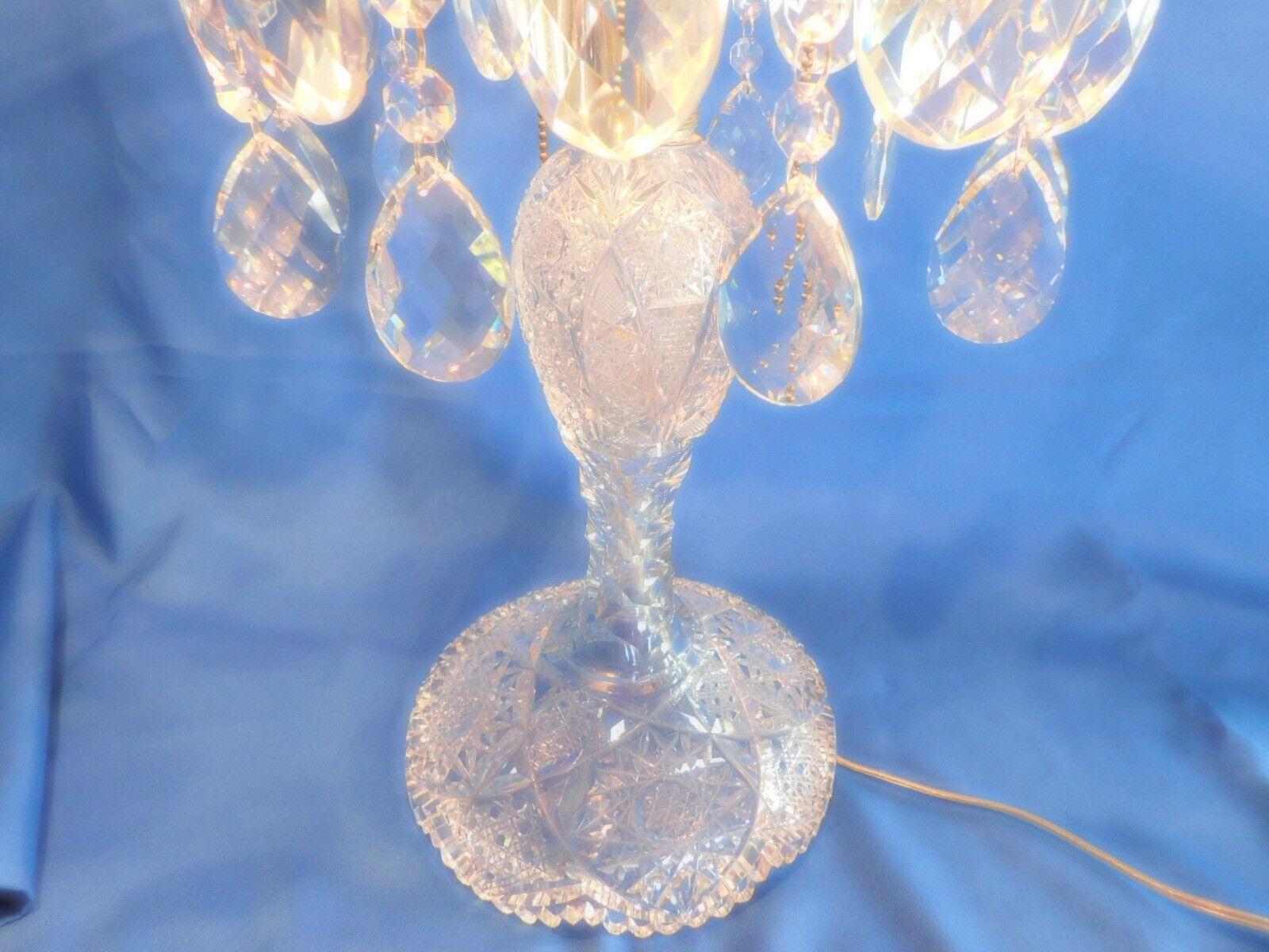 Antique AMERICAN BRILLIANT CUT GLASS lamp, mushroom shade 674