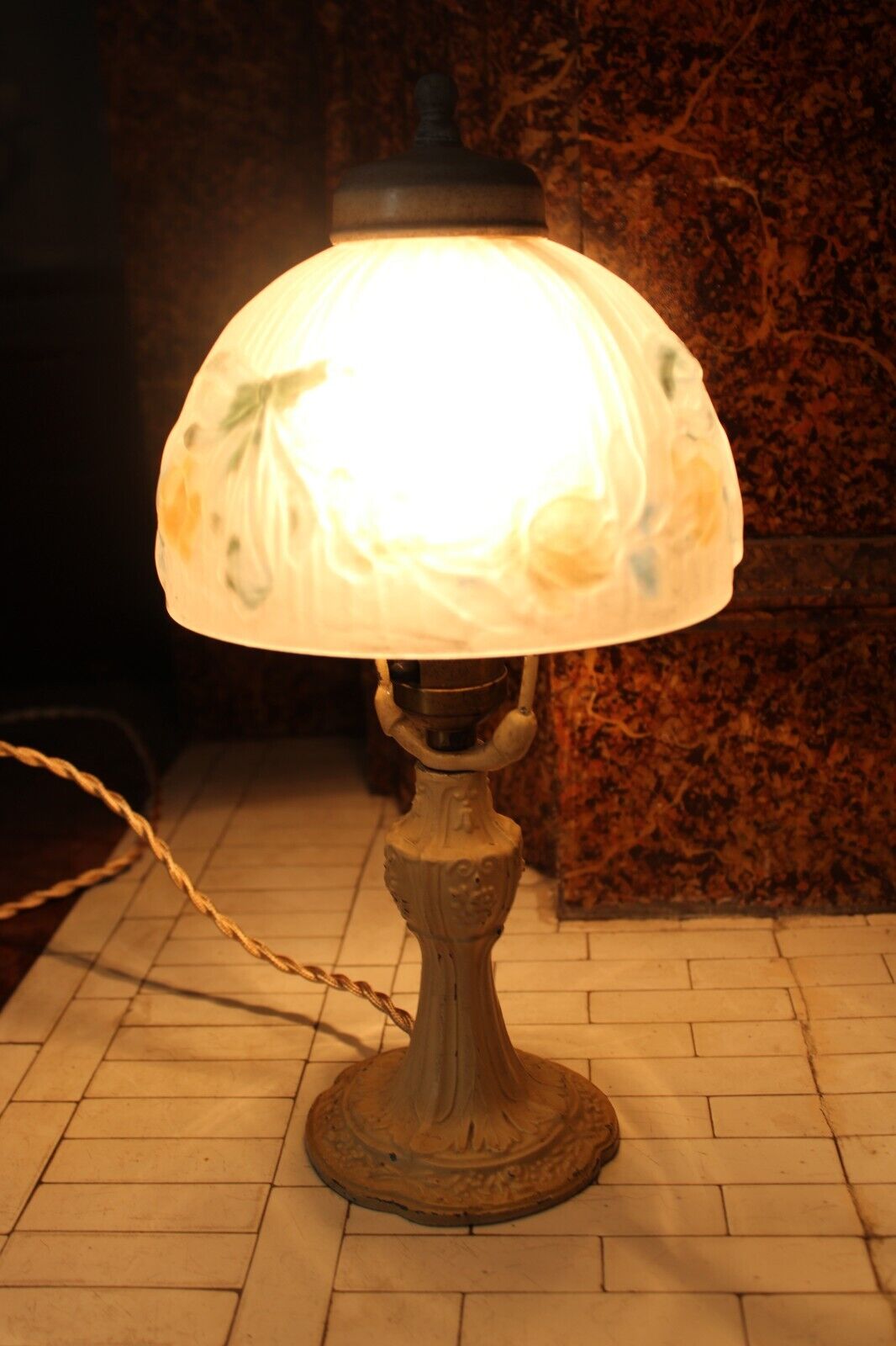 Antique 1930s Reverse Painted Shade Cast Iron Boudoir Lamp (rewired)  Pretty!