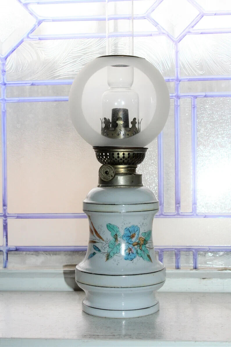 Antique 1800s Victorian Ironstone Oil Lamp 