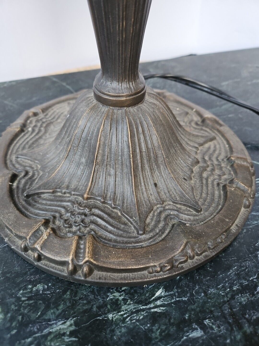 Meyda Tiffany Reverse Paint Roses Table Lamp Beaded Fringe Victorian   24x15x11