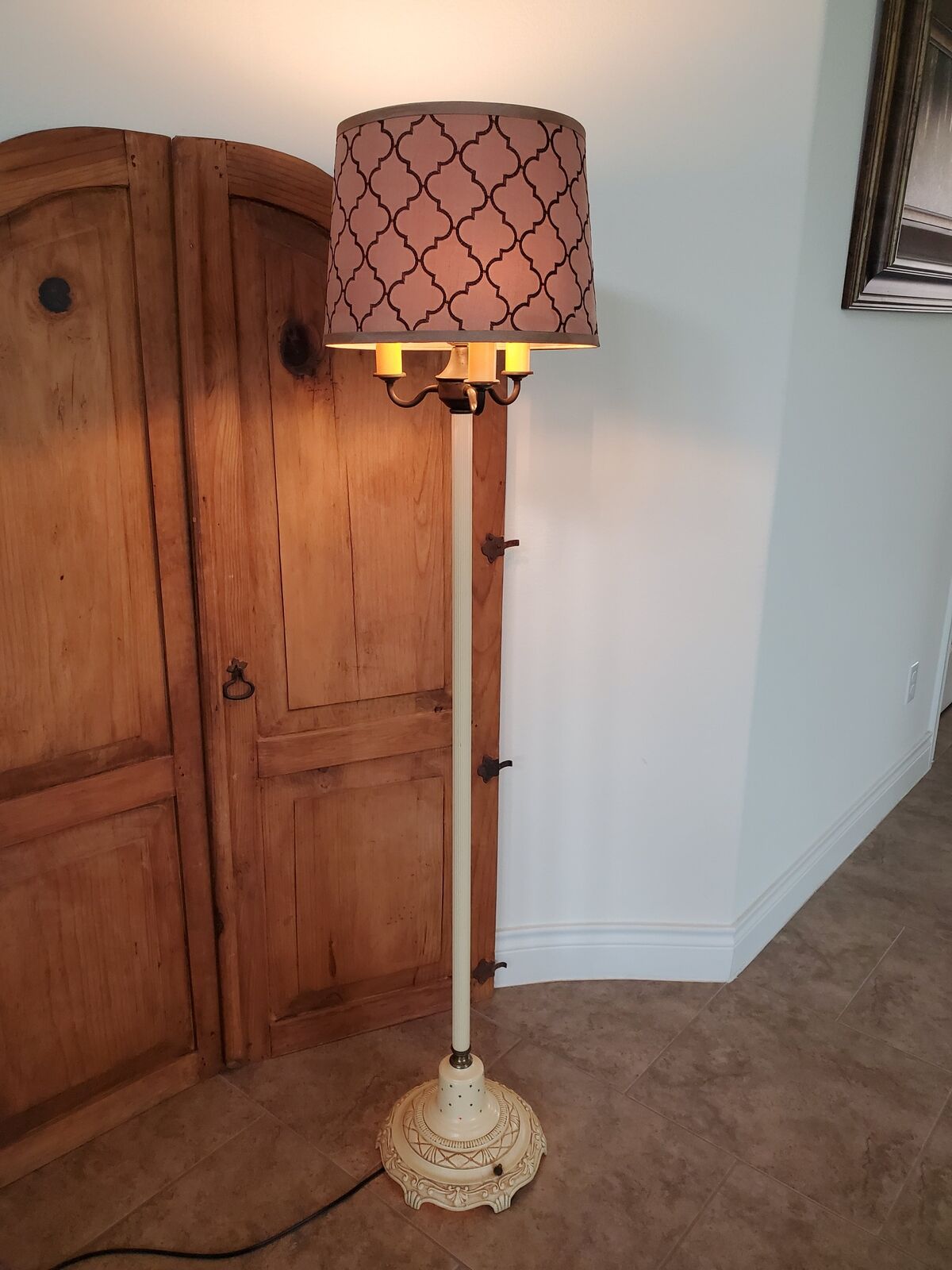 Vintage 5-Light Floor Lamp With Night Light Base