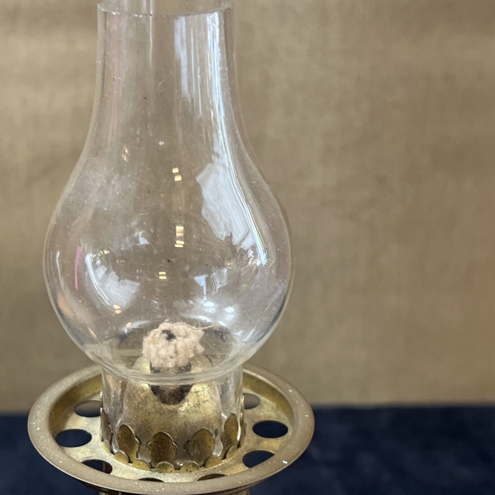 Antique Nutmeg  England Brass Oil Lamp Diminutive Unused Burner Hurricane