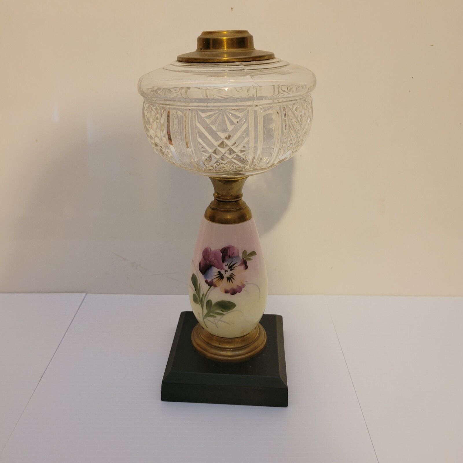 Antique Edward Miller & Co. Composite Oil Lamp Early 1900s Floral Wood Base 23"