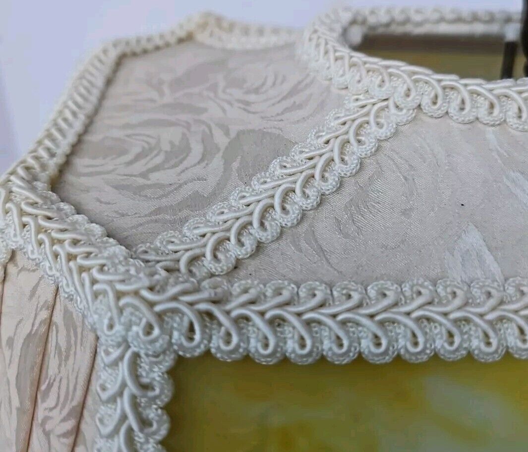 Meyda Tiffany Reverse Paint Roses Table Lamp Beaded Fringe Victorian   24x15x11