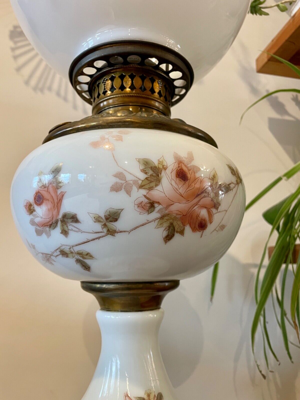 Antique Victorian Banquet Oil Lamp handpainted 1897
