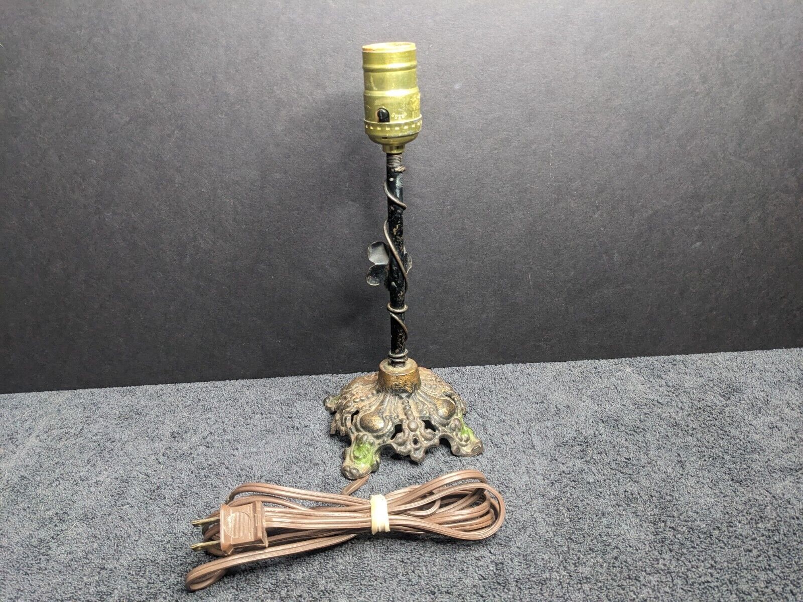 Early 1900's Antique Cast Iron Base Flower Boudoir Lamp 10.5" Tall - TESTED