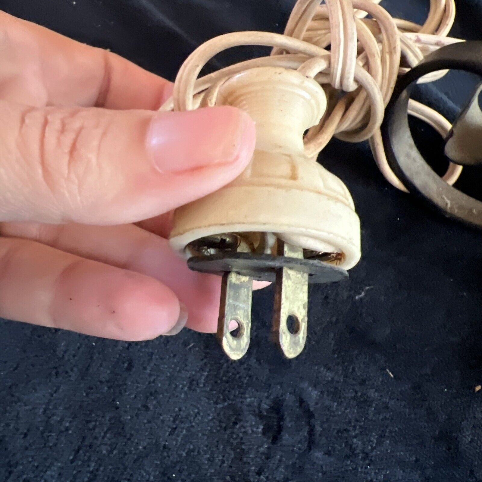 RARE B & H Converted Oil Kerosene Lamp Filigree Rams Heads Tank Intact Gothic