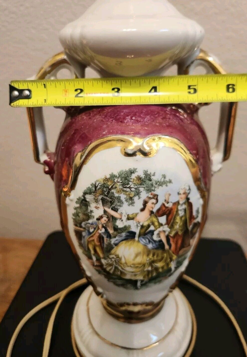 Table Lamp Victorian Colonial Couple George & Martha Porcelain 