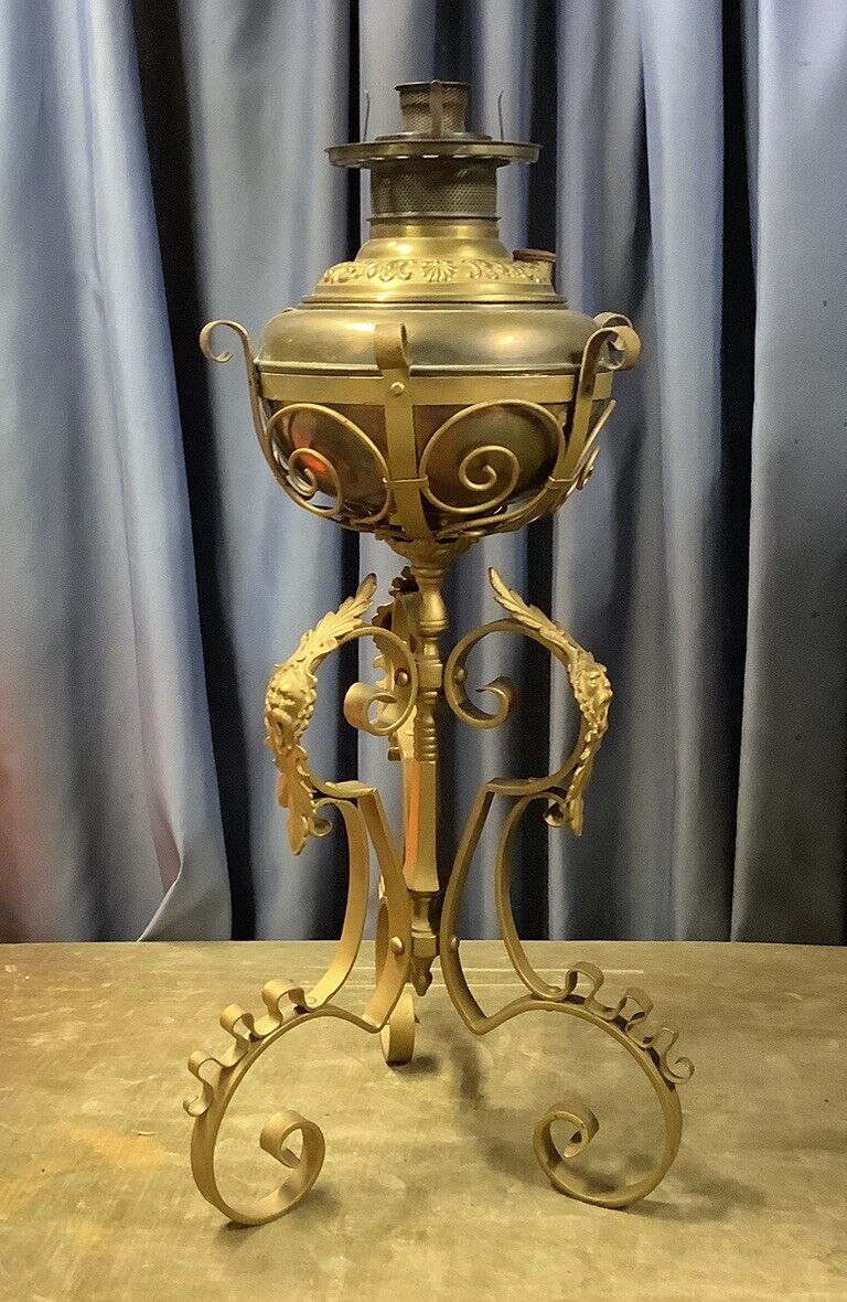 ANTIQUE M&W IRON & BRASS TALL BANQUET OIL LAMP BASE  w LIONS FACES FONT & BURNER