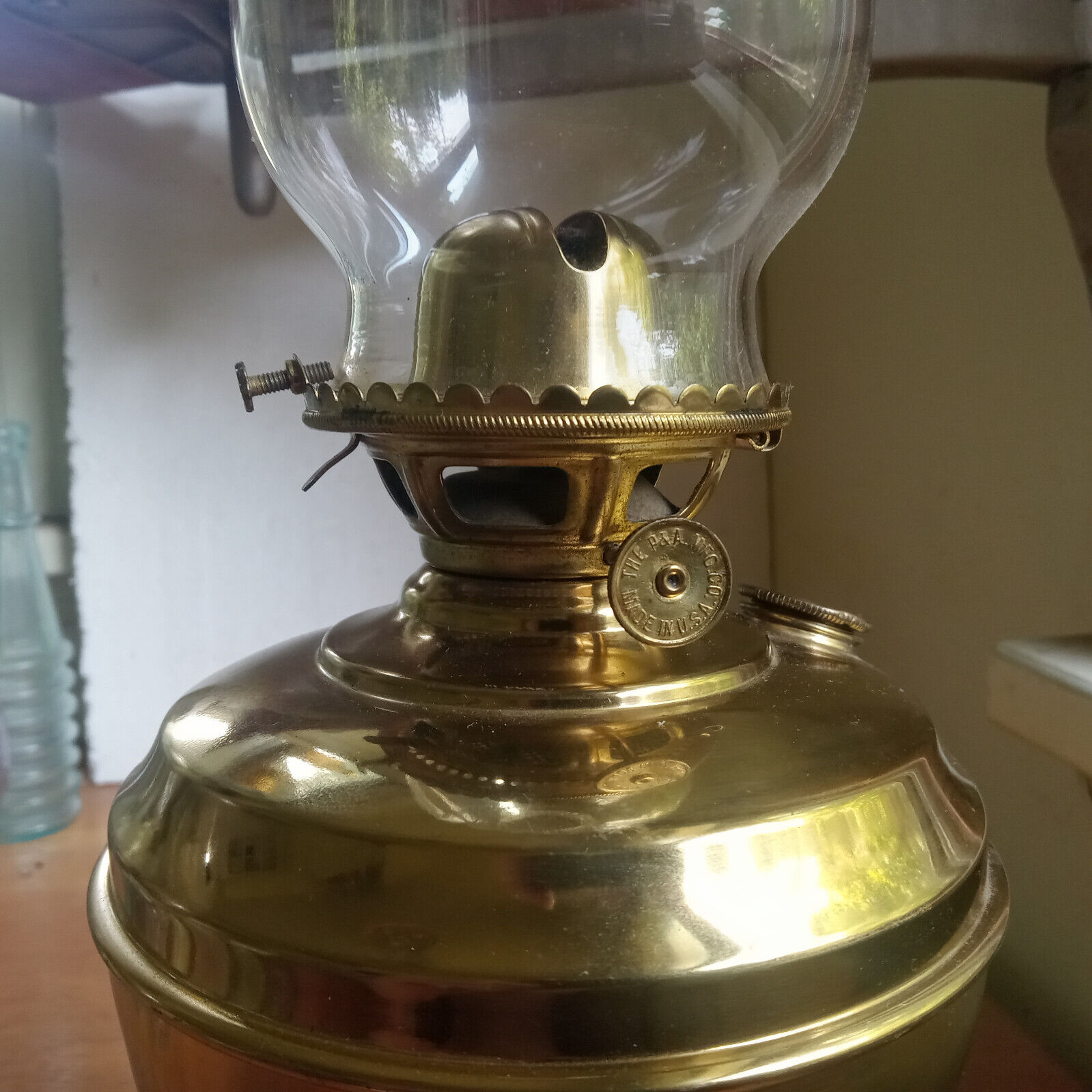 1880s BRASS BRADLEY & HUBBARD OIL LAMP WITH LIP BURNER & MACBETH GLASS CHIMNEY