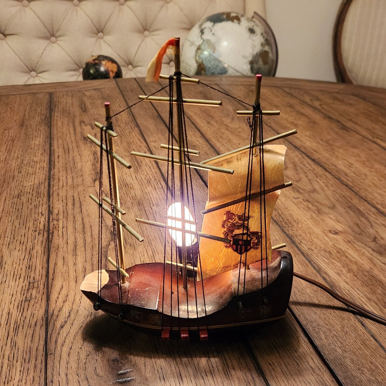 Wooden Conquistador Dutch 1700s Vtg Antique Wooden Ship Lamp 70s 2-Prong Holland