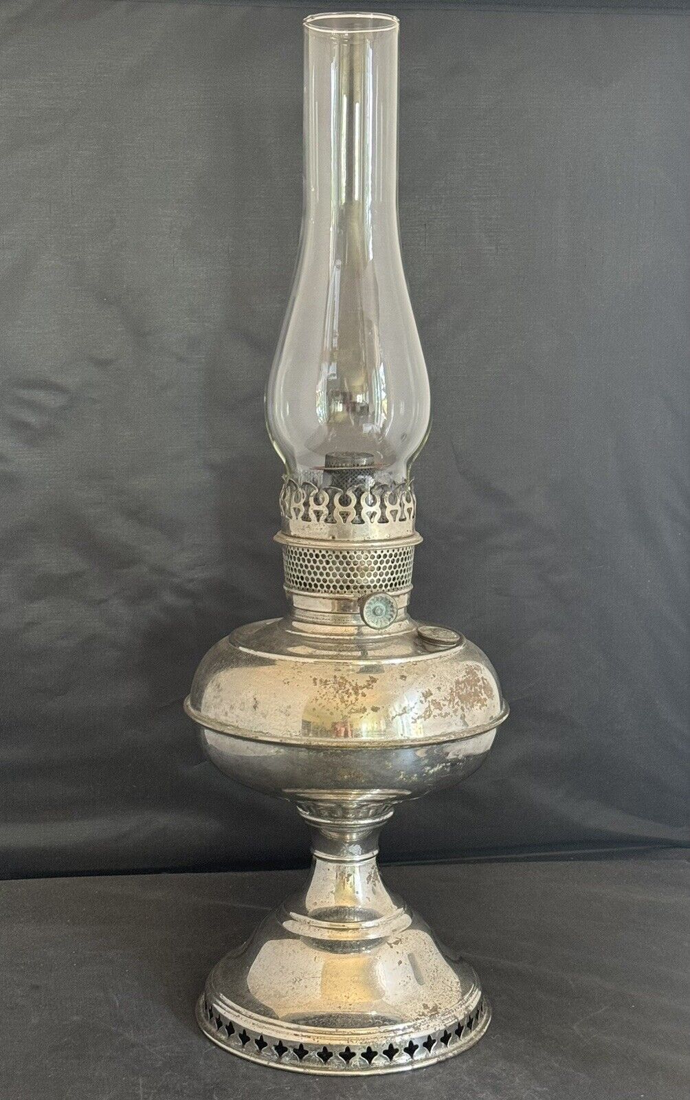 Antique RAYO Kerosene Oil Lamp with Flame Spreader, Burner 1905 Nickel Plated