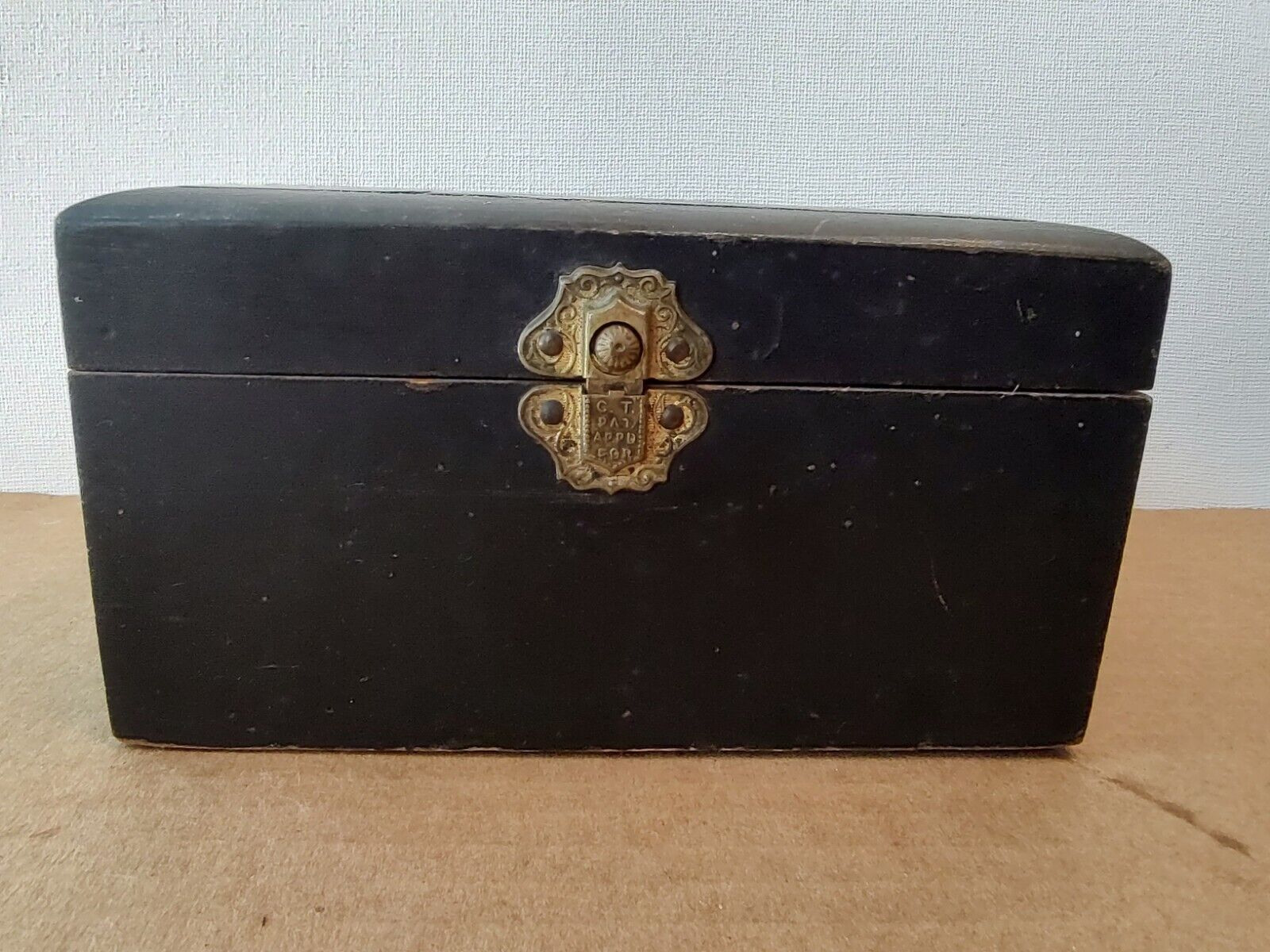 Chas. S. Higgins ORNAMENTAL Latched Wooden Box, Early 1900s (Toilet Soap)