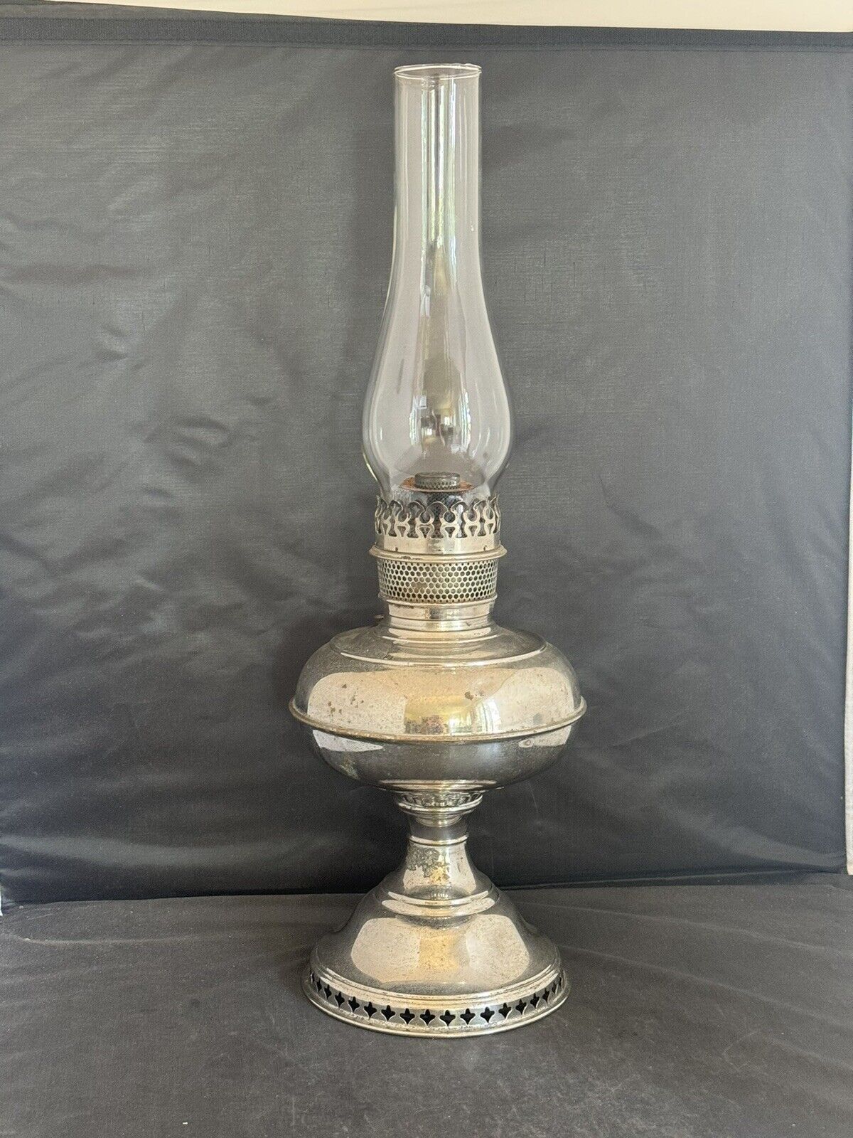 Antique RAYO Kerosene Oil Lamp with Flame Spreader, Burner 1905 Nickel Plated