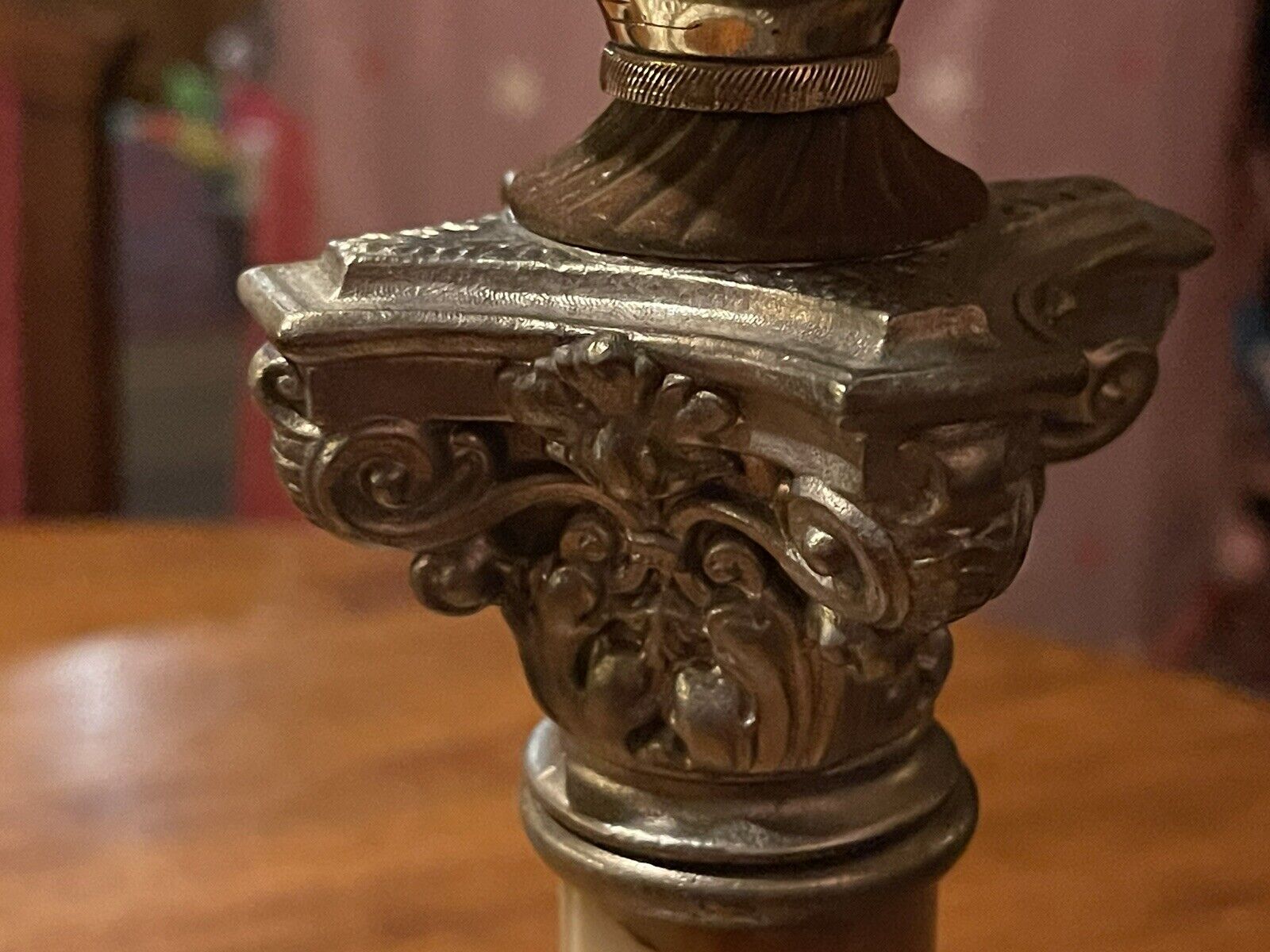 BRADLEY AND HUBBARD ANTIQUE PARLOR BANQUET CENTER DRAFT LAMP