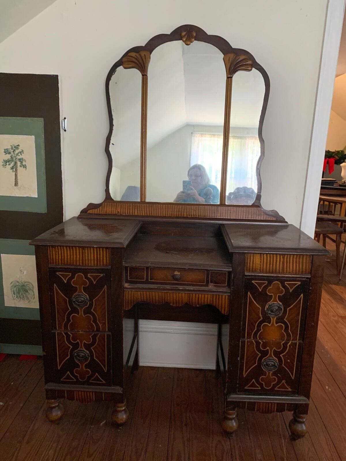 Vintage Antique Bedroom Furniture Set - 4 Piece - $995