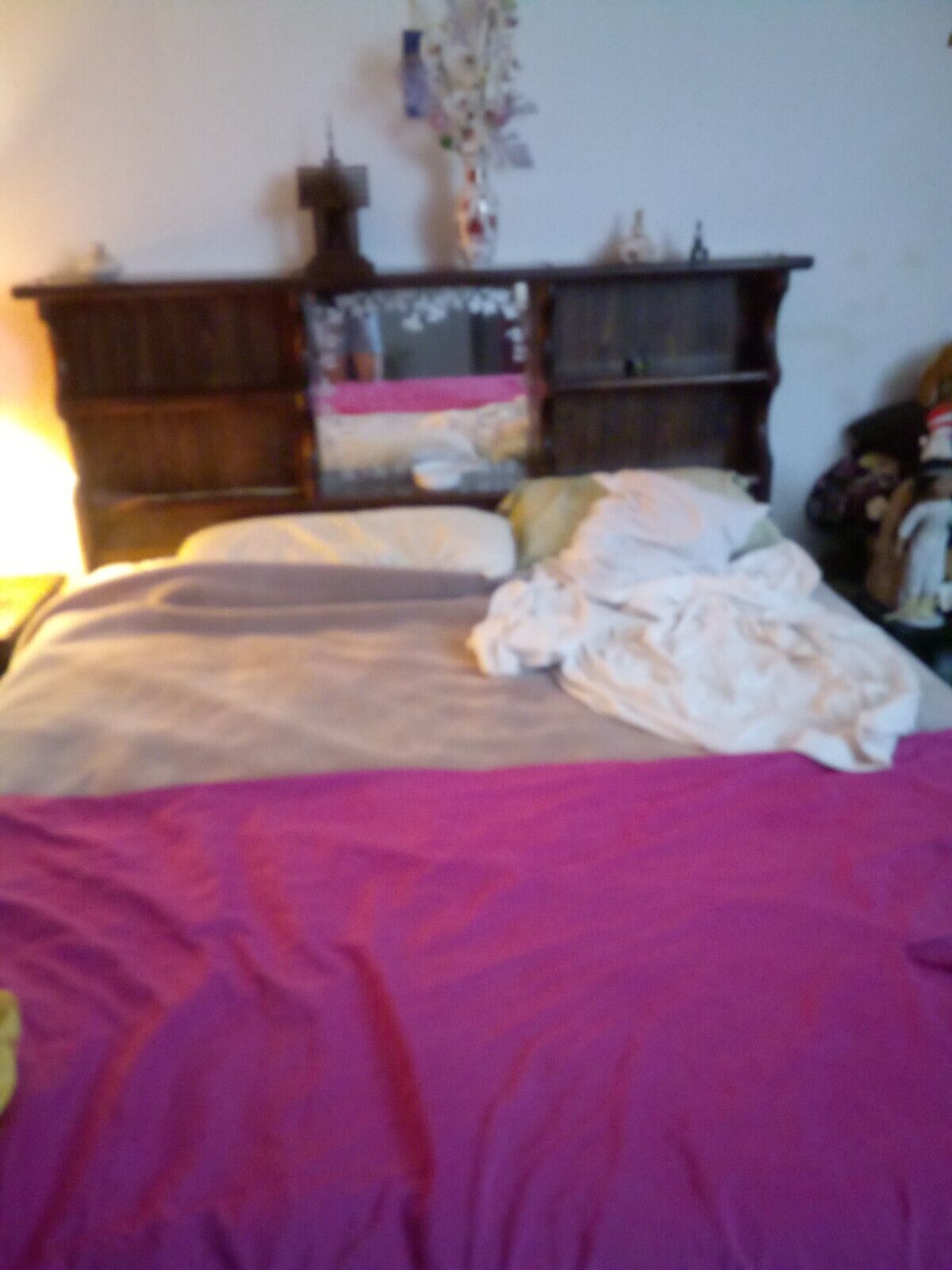 Mahogany Antique Bedroom      Set.