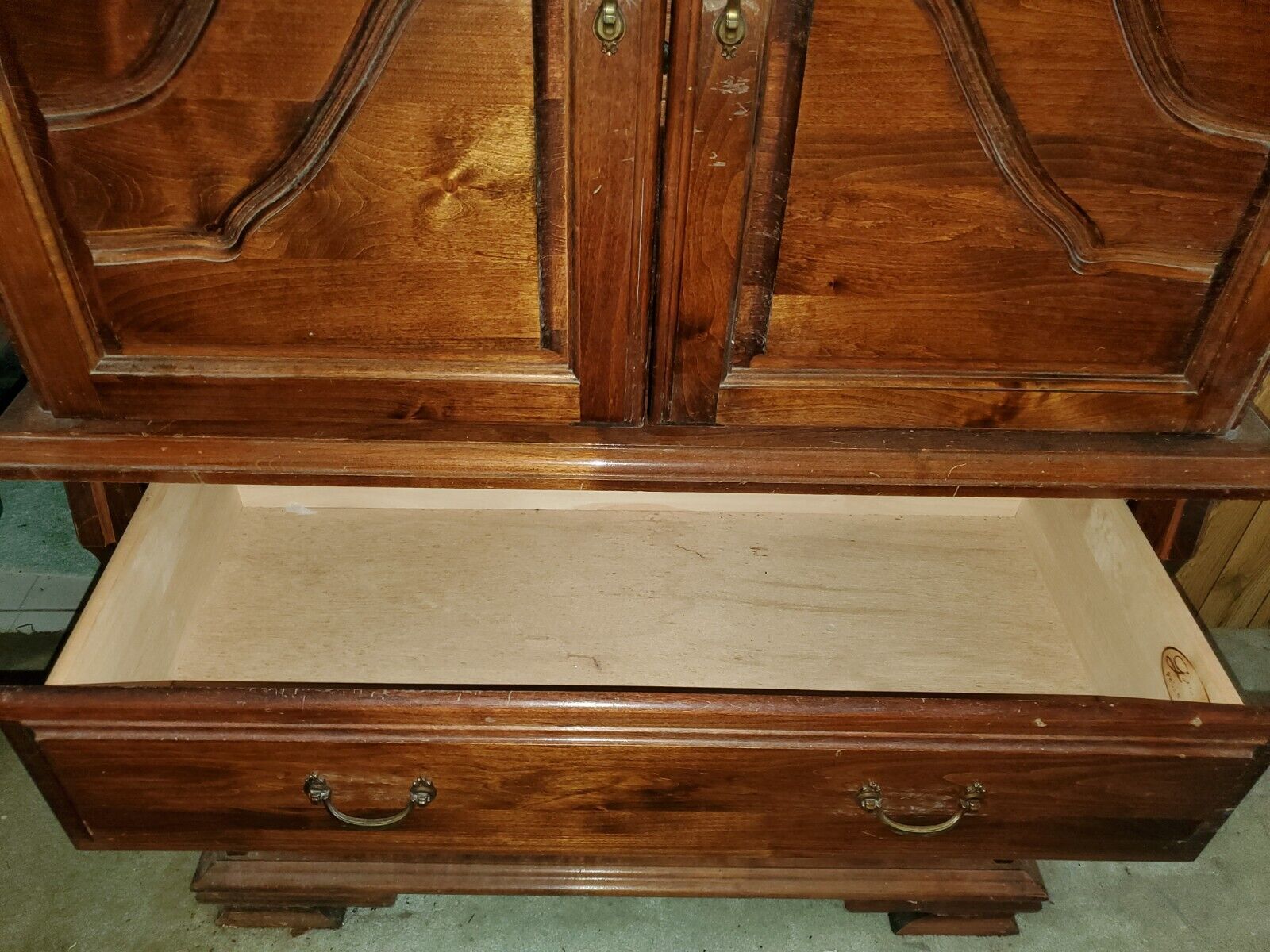 antique solid wood bedroom furniture