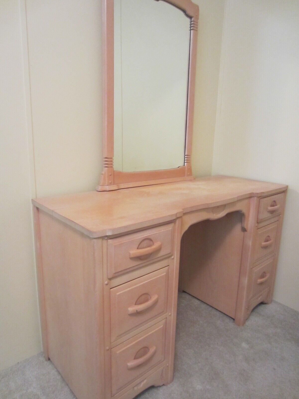 1930s bedroom set