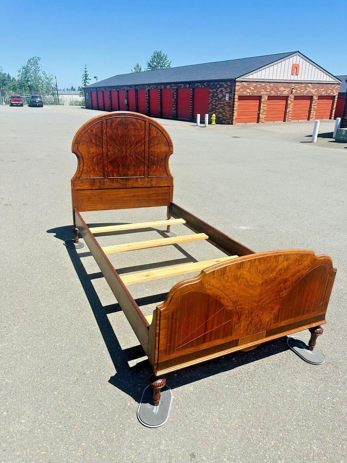 Beautiful Antique 1900's Solid Mahogany Chippendale Style Twin Size Bed