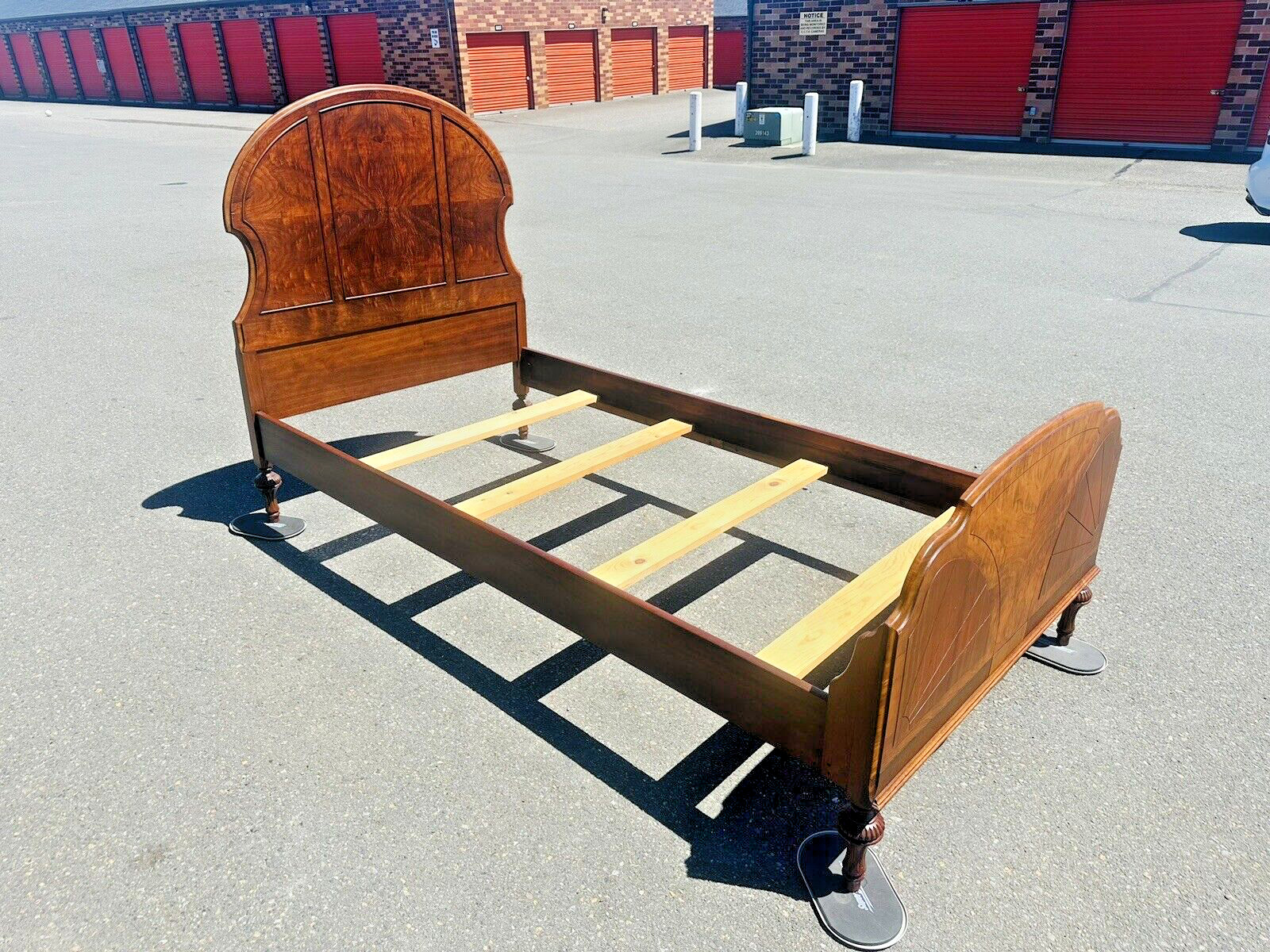 Beautiful Antique 1900's Solid Mahogany Chippendale Style Twin Size Bed
