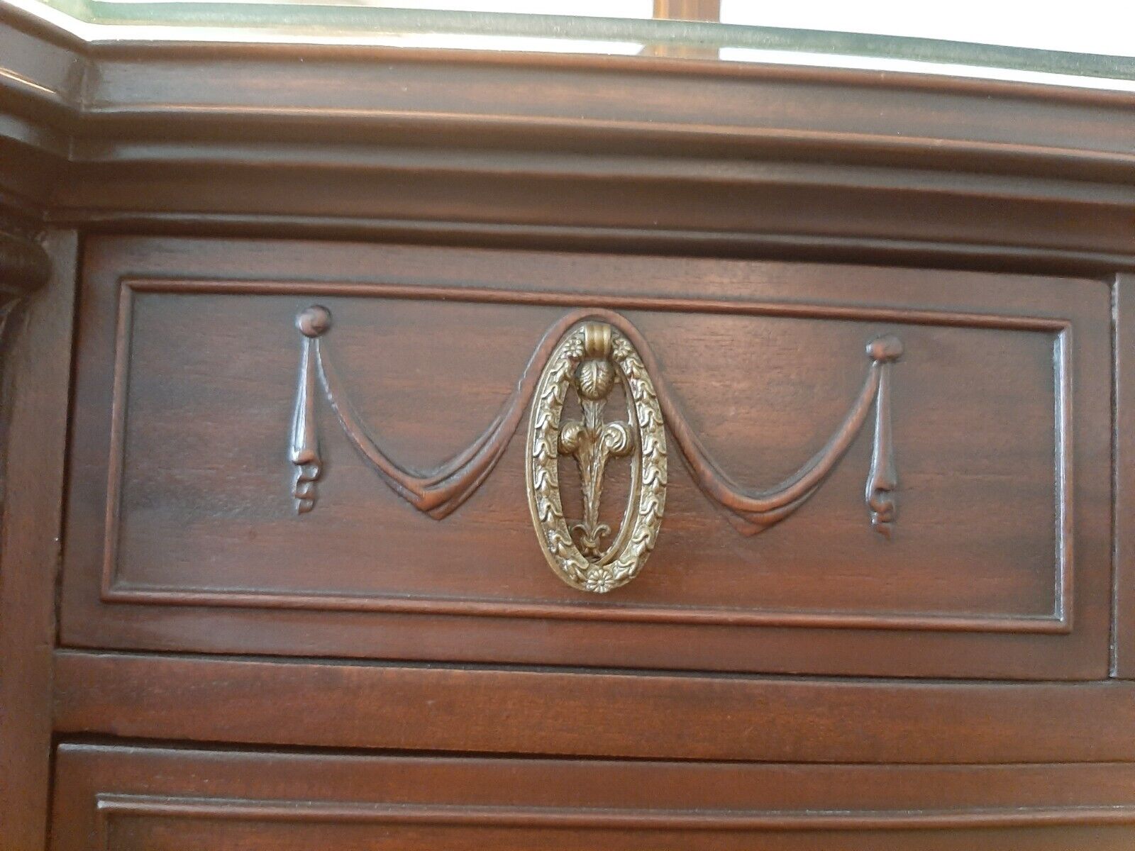 antique bedroom furniture 5-piece set. Excellent condition,
