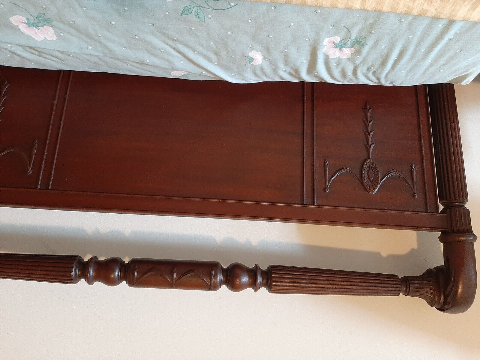 antique bedroom furniture 5-piece set. Excellent condition,