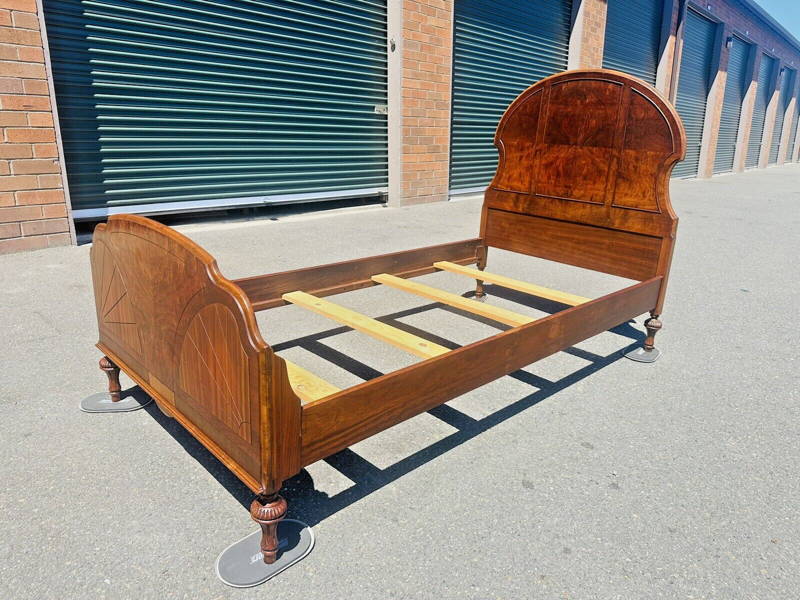 Beautiful Antique 1900's Solid Mahogany Chippendale Style Twin Size Bed