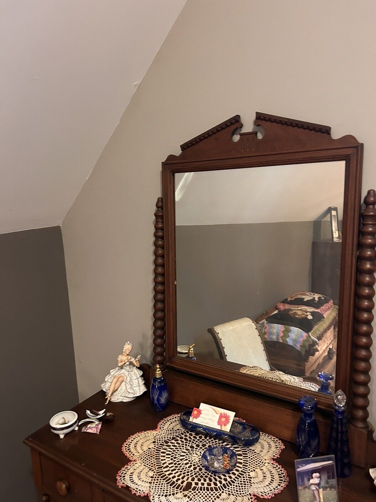 Antique Mahogany Bedroom Suit. Full Size Frame, Mirrored Dresser,